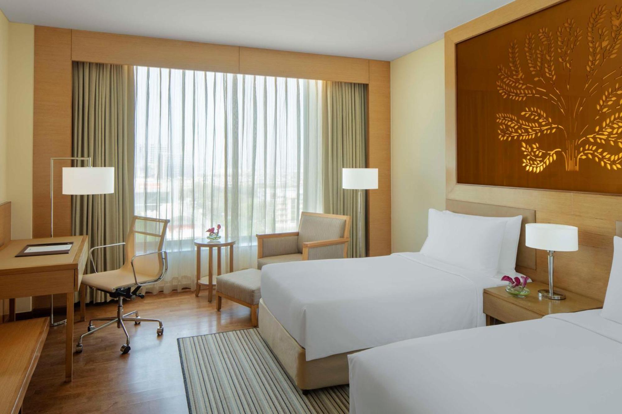 Radisson Blu Hotel New Delhi Dwarka Exterior foto Deluxe Room